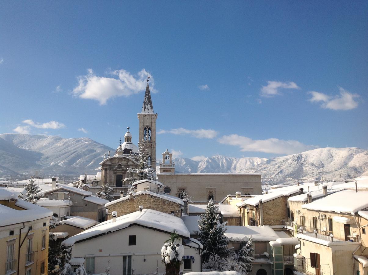 La finestra Sulmò Sulmona Exterior foto