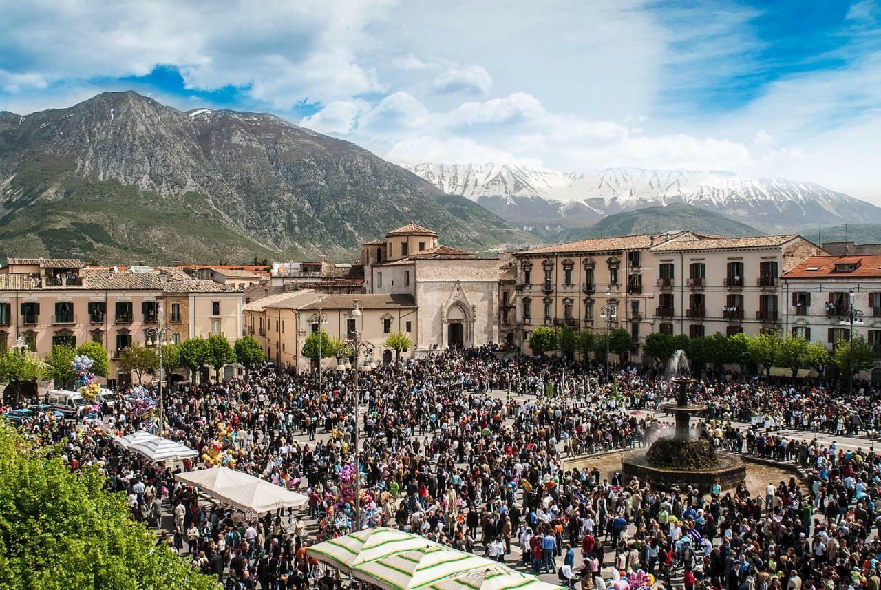 La finestra Sulmò Sulmona Exterior foto